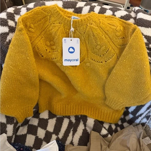 NWT Mayoral mustard texture sweater
Size 5 110cm - Picture 2 of 10